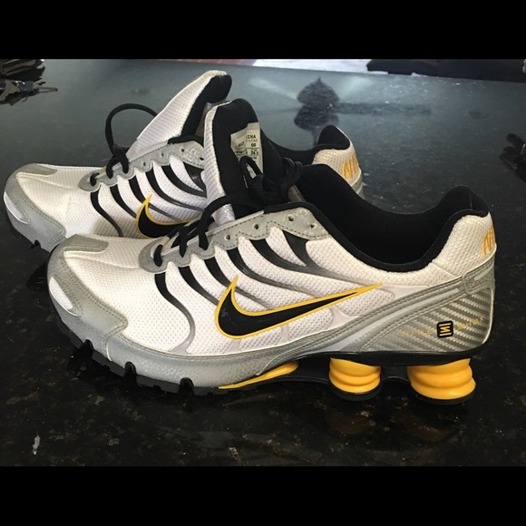 black yellow nike shox